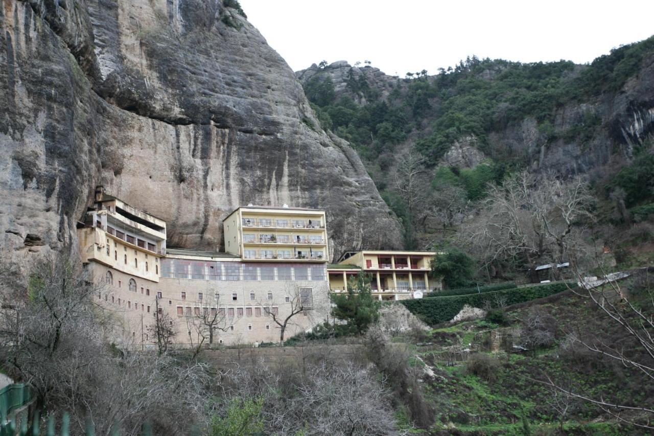 Amadriades Kalavryta Exterior photo